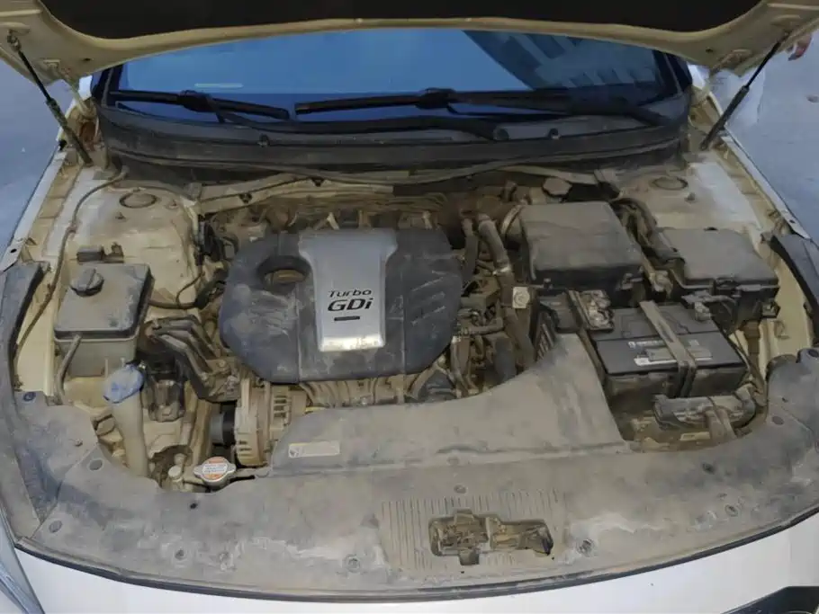 Hyundai Sonata 2015 — фото 10