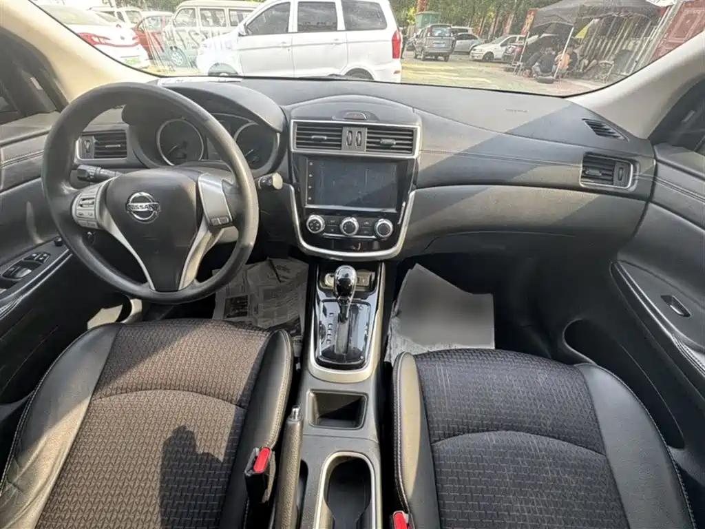 Nissan Tiida 2019 — фото 3