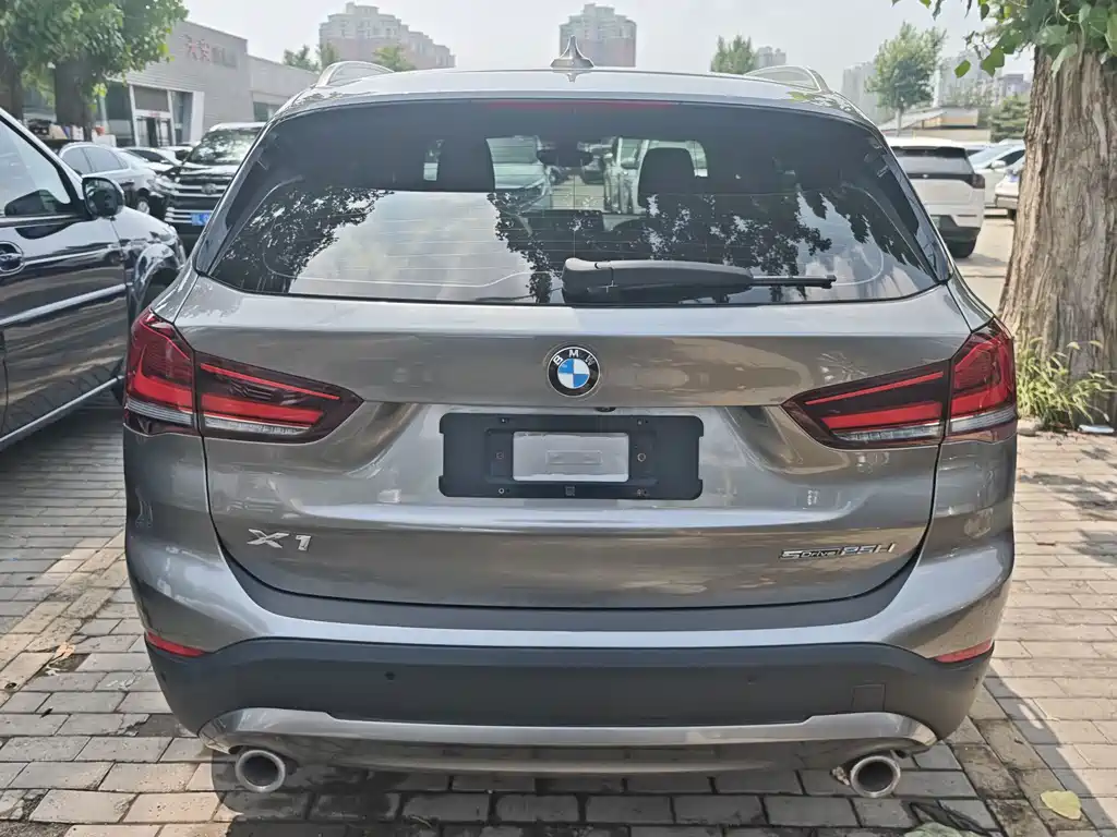 BMW X1 2022 — фото 18