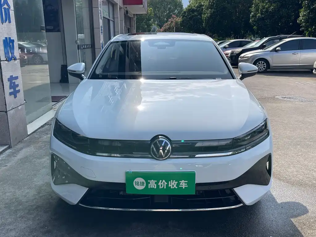 Volkswagen Sagitar 2026