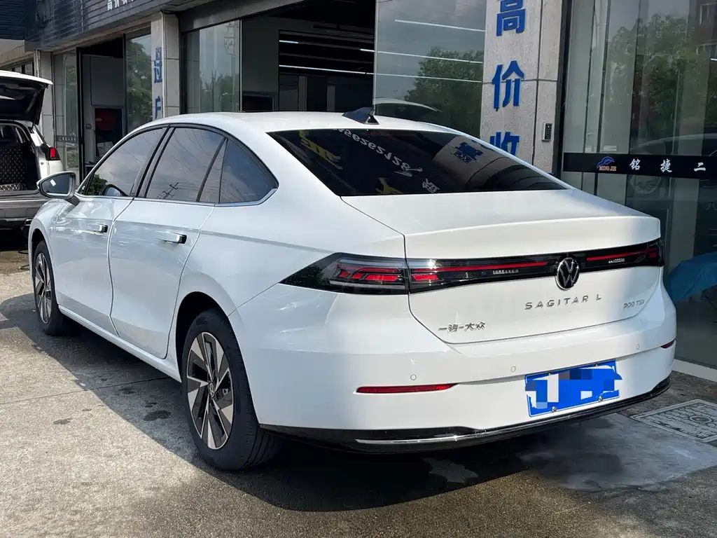 Volkswagen Sagitar 2026