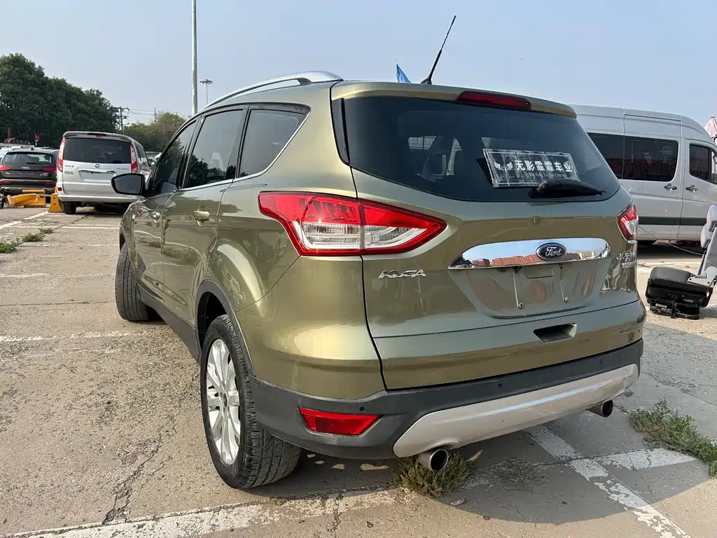 Ford Kuga 2016 — фото 5