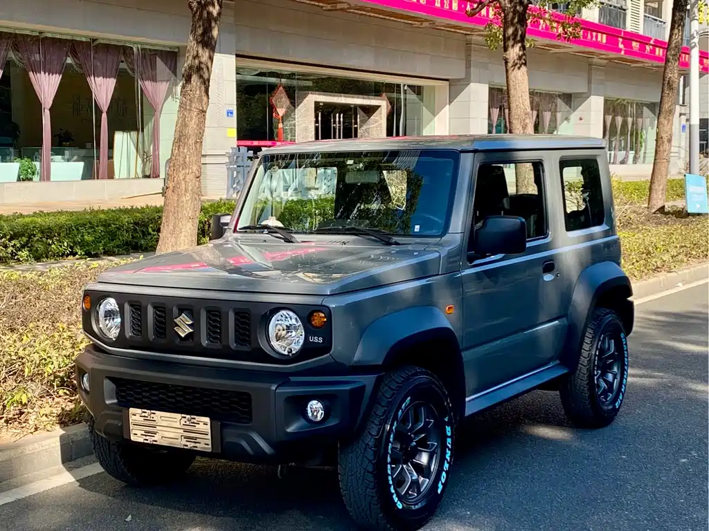 Suzuki Jimny 2026 — фото 1