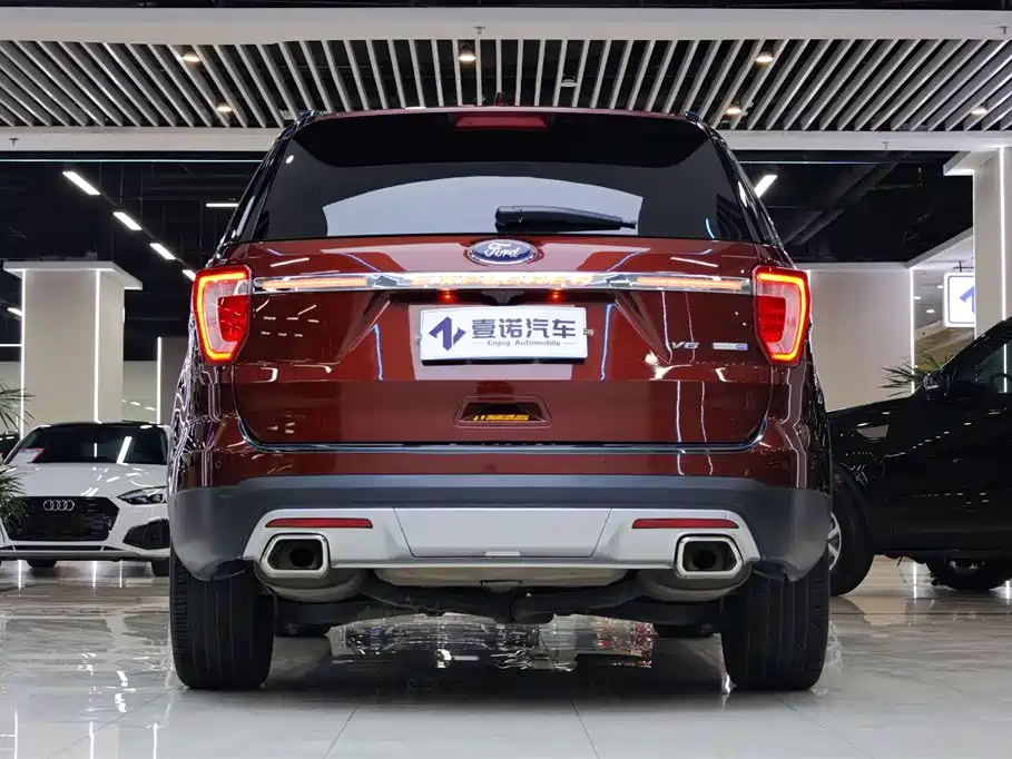 Ford Explorer 2016 — фото 7