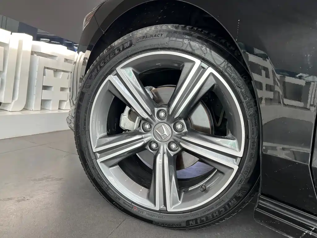 Honda Accord 2023 — фото 15