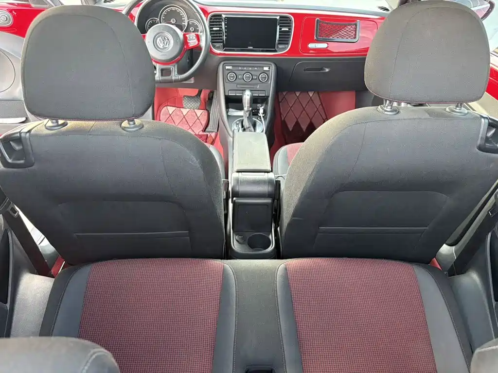 Volkswagen Beetle 2015