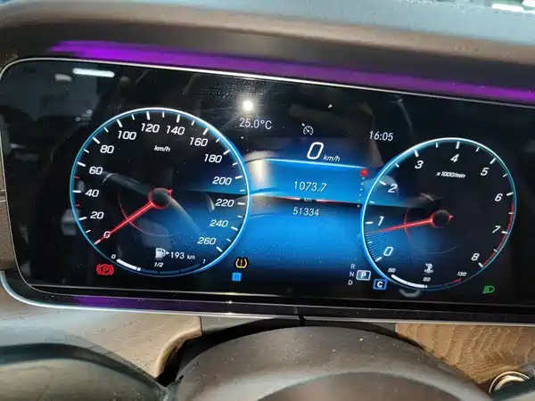Mercedes-Benz E-Class 2022