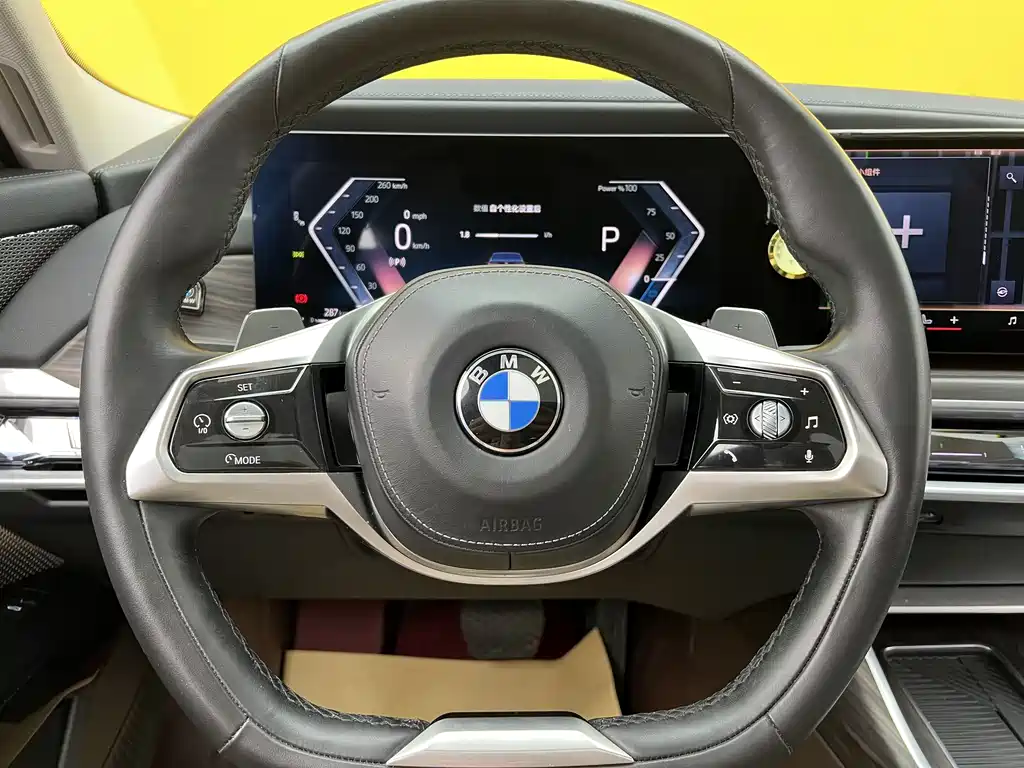 BMW 7 Series 2023 — фото 10