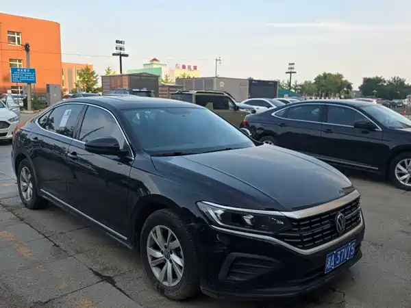Volkswagen Passat 2025