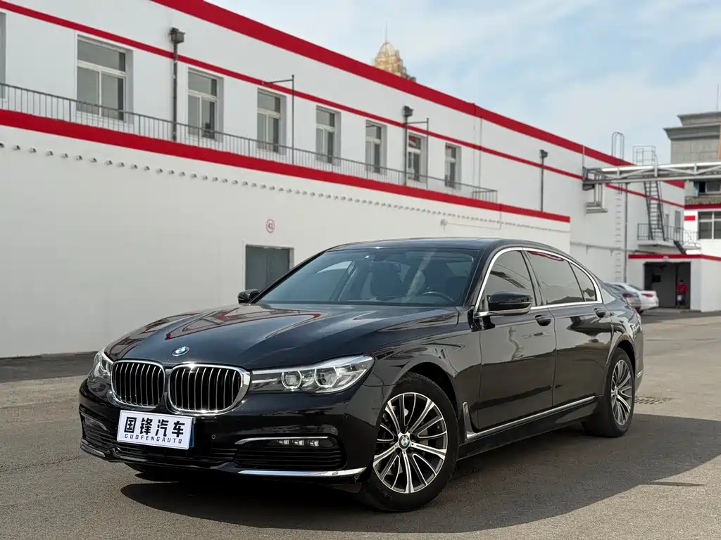 BMW 7 Series 2017 — фото 1