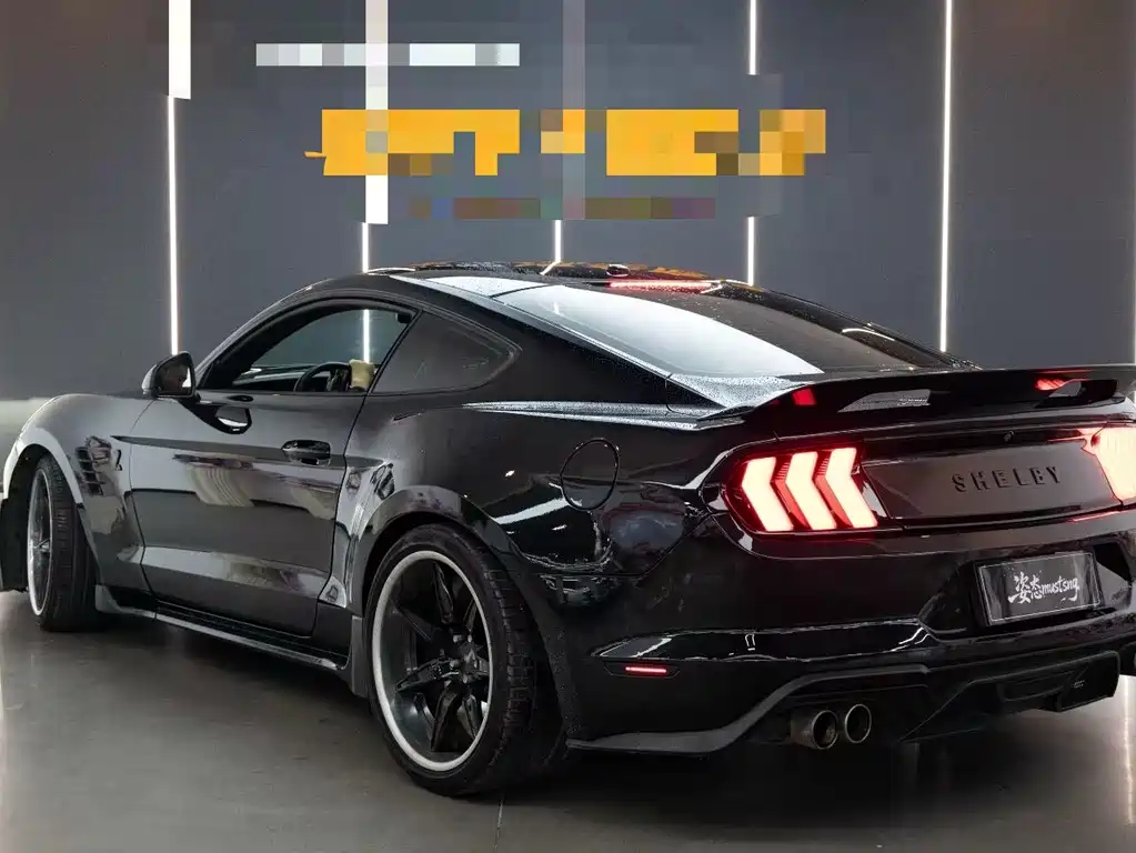 Ford Mustang 2017 — фото 7