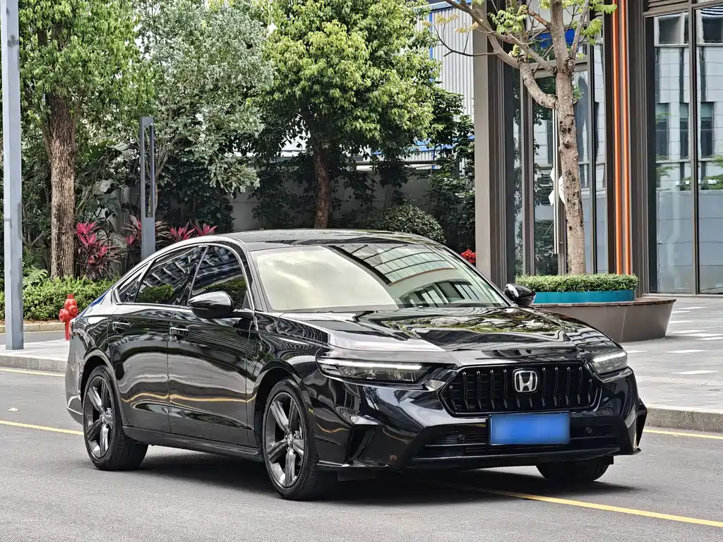 Honda Inspire 2024 — фото 3
