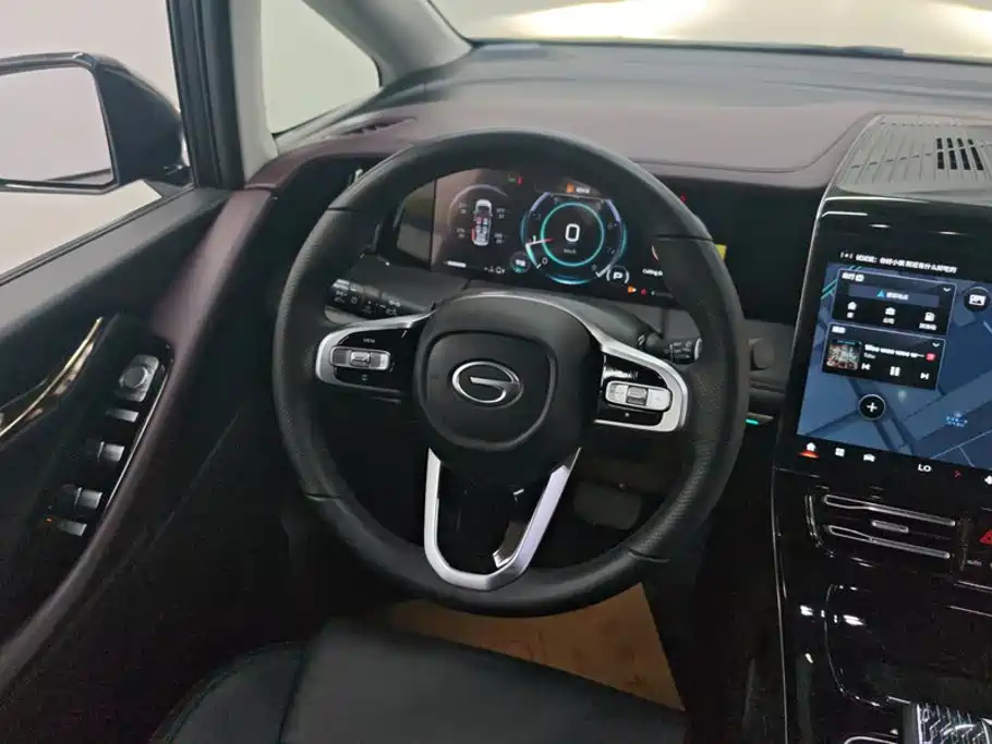 GAC Trumpchi M8 2024 — фото 15