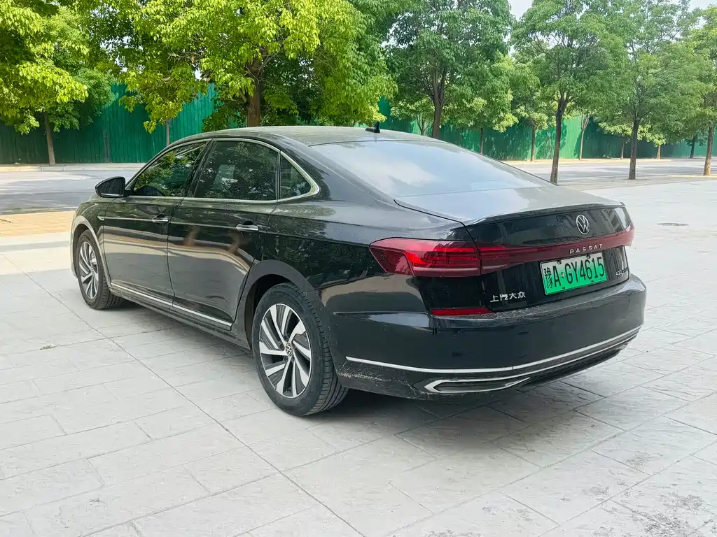 Volkswagen Passat PHEV 2022 — фото 7