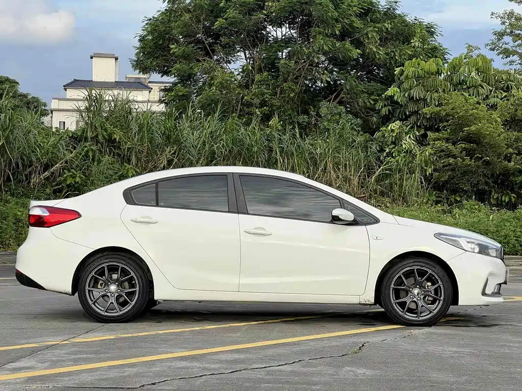 Kia K3 2017