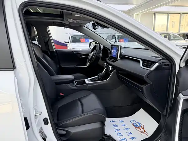 Toyota RAV4 2022