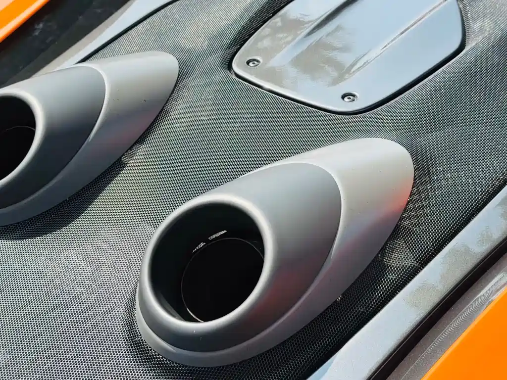 McLaren 600LT 2020 — фото 11