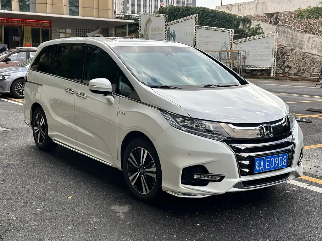 Honda Odyssey 2019 — фото 3