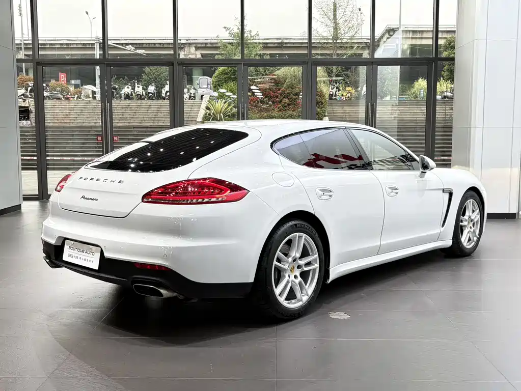 Porsche Panamera 2016 — фото 6