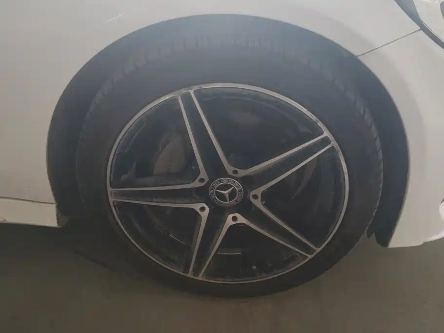Mercedes-Benz C-Class 2017