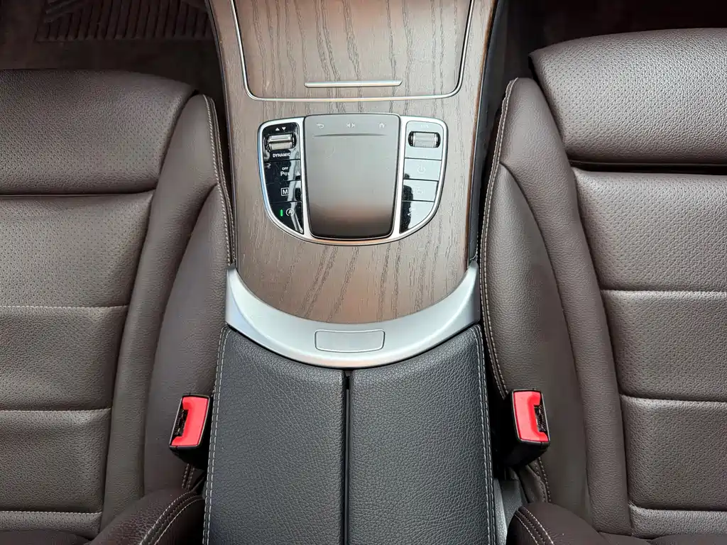 Mercedes-Benz GLC 2020 — фото 11