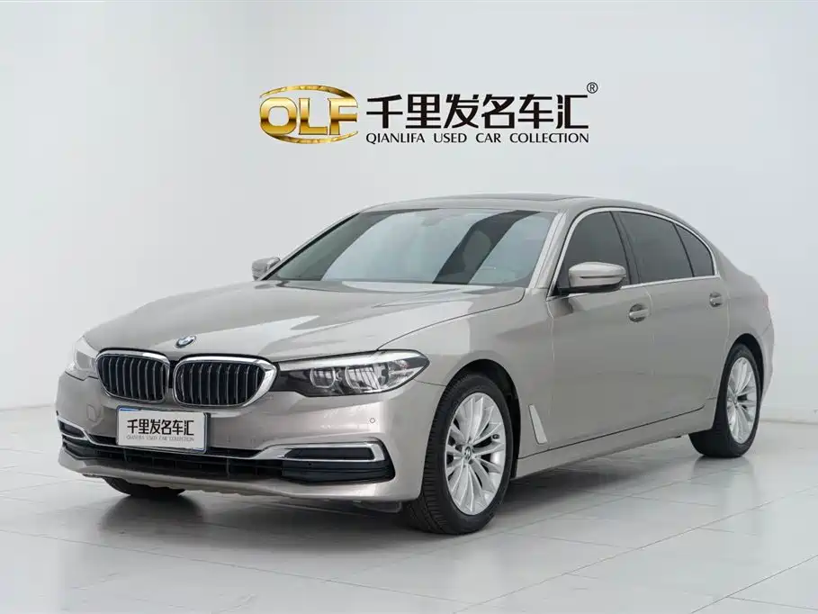 BMW 5 Series 2019 — фото 1