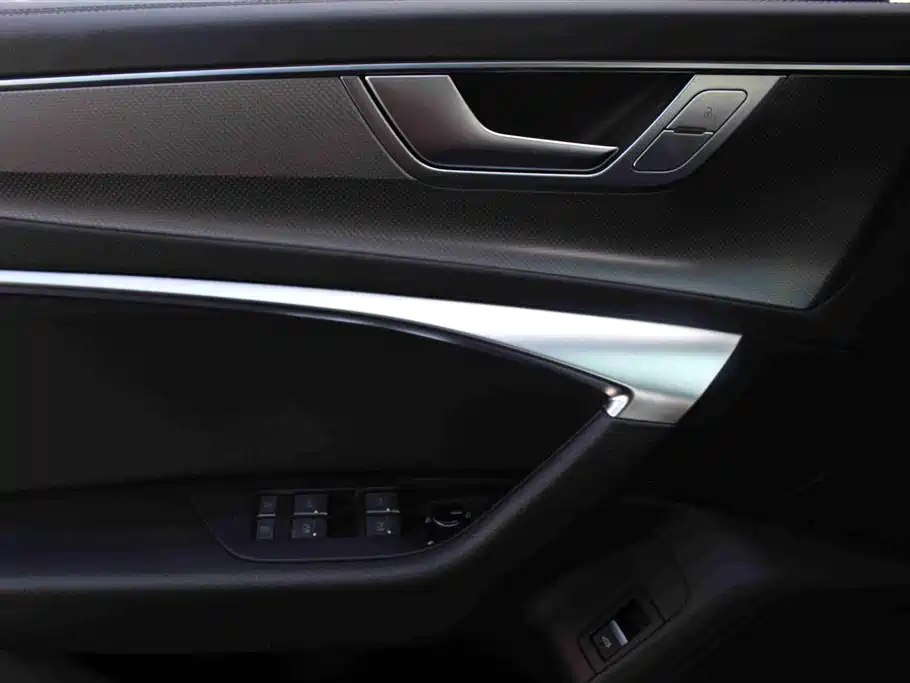 Audi A6L 2023 — фото 12
