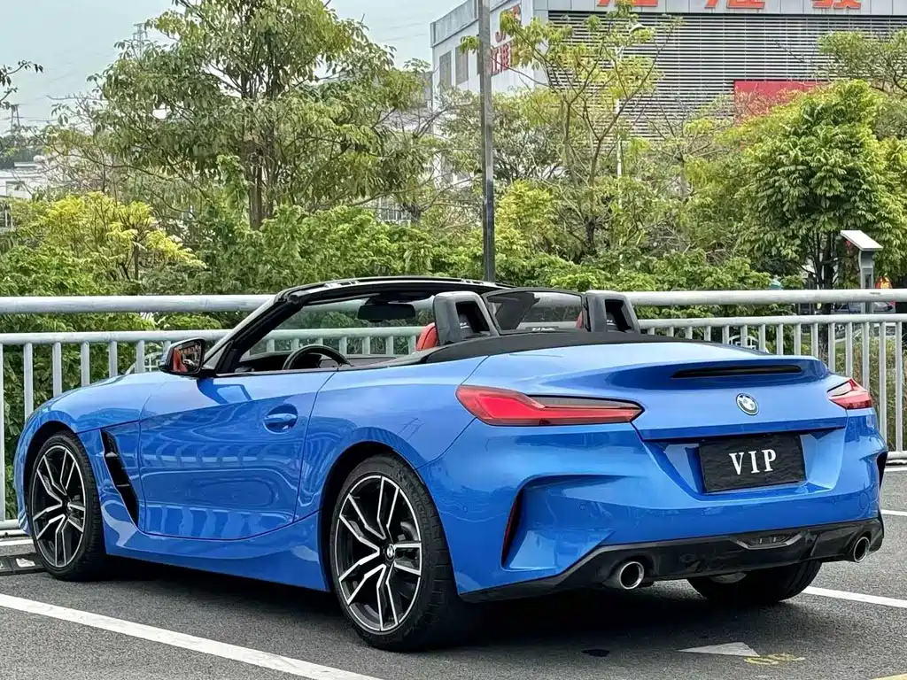 BMW Z4 2021 — фото 9