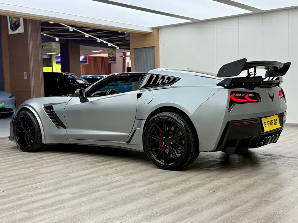 Chevrolet Corvette 2018 — фото 11