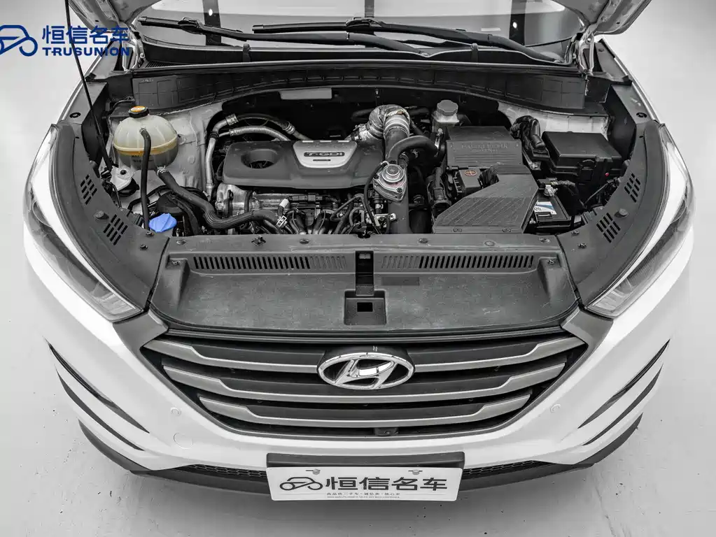 Hyundai Tucson 2017 — фото 20