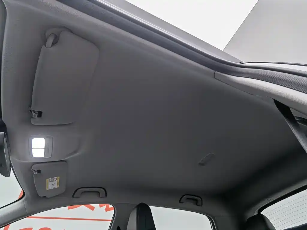 Geely Galaxy Starwish 2026 — фото 14