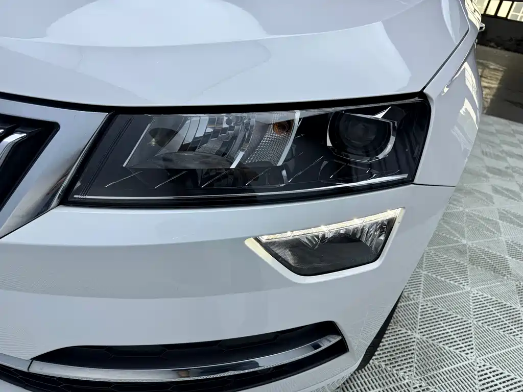 Skoda Karoq 2022 — фото 7