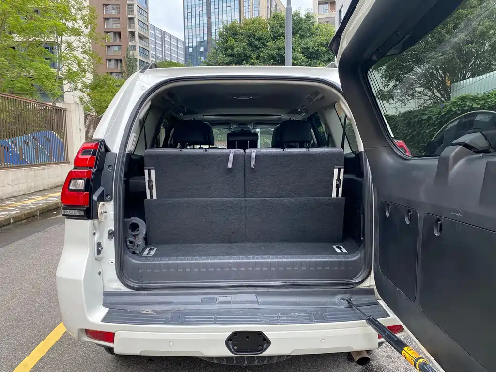 Toyota Prado 2019 — фото 18