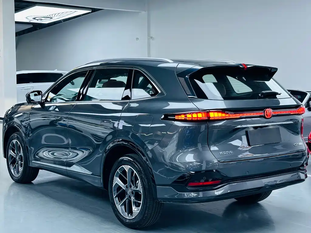 Changan CS75 PLUS 2026 — фото 13