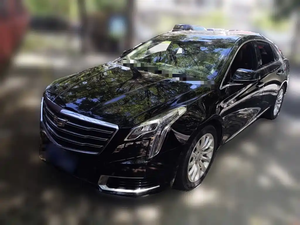 Cadillac XTS 2018 — фото 1