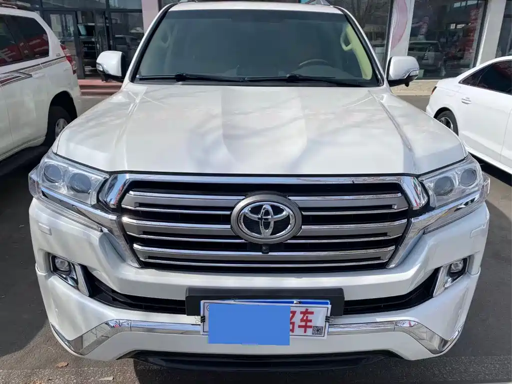Toyota Land Cruiser 2016 — фото 1
