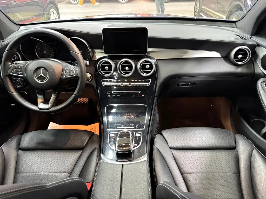 Mercedes-Benz GLC Coupe 2017 — фото 16