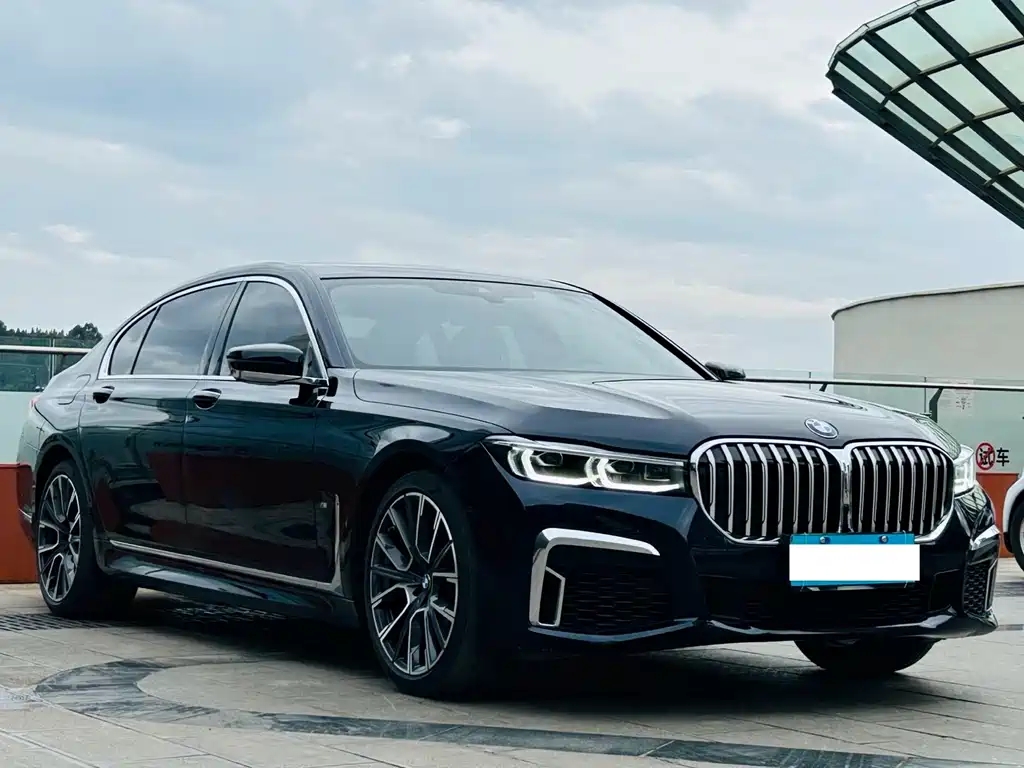 BMW 7 Series 2021 — фото 3