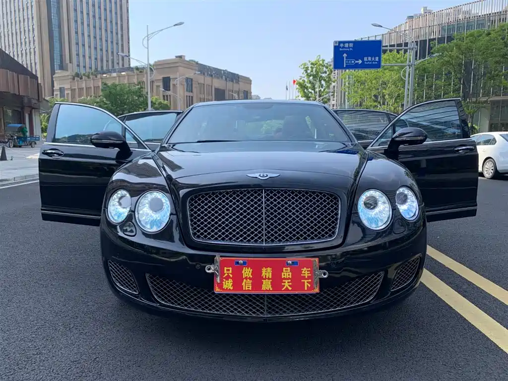 Bentley Flying Spur 2012 — фото 2
