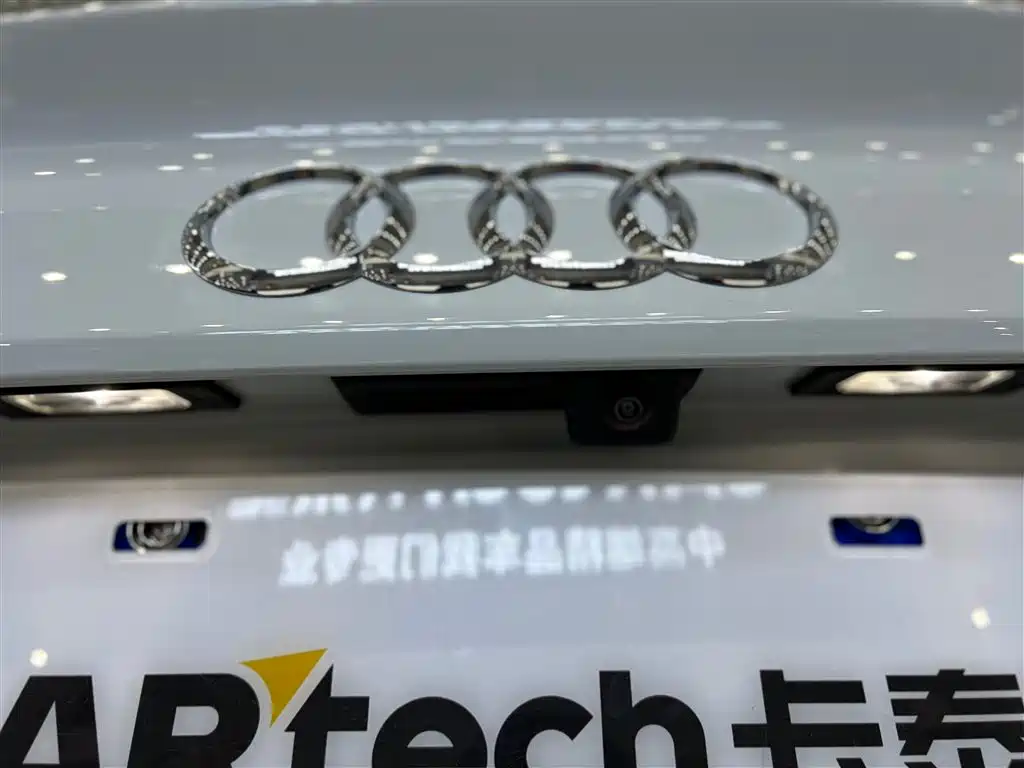 Audi A3 2024 — фото 13