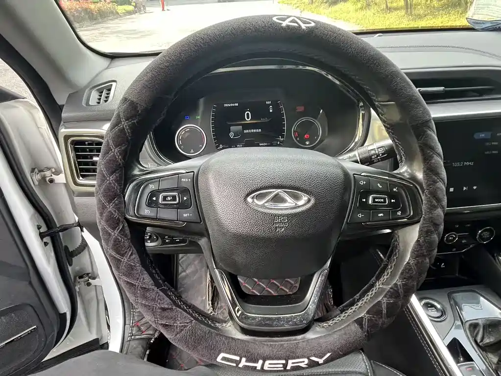Chery Tiggo 8 2018 — фото 13