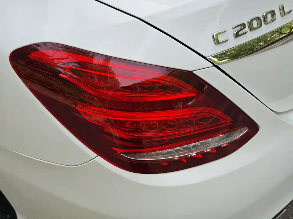Mercedes-Benz C-Class 2018 — фото 14