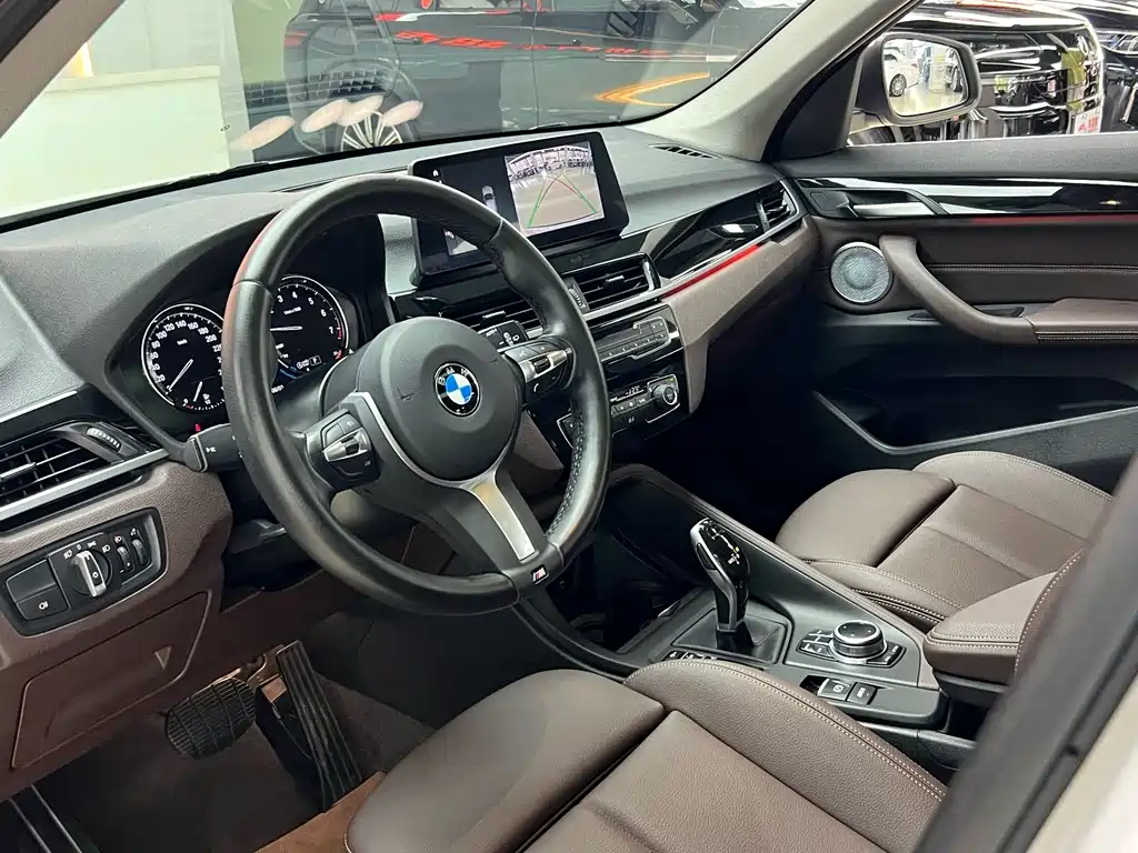 BMW X1 2021 — фото 8