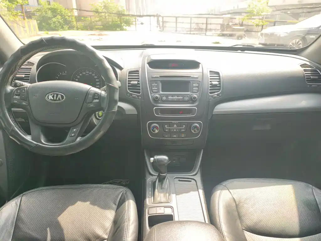 Kia Sorento 2014 — фото 11