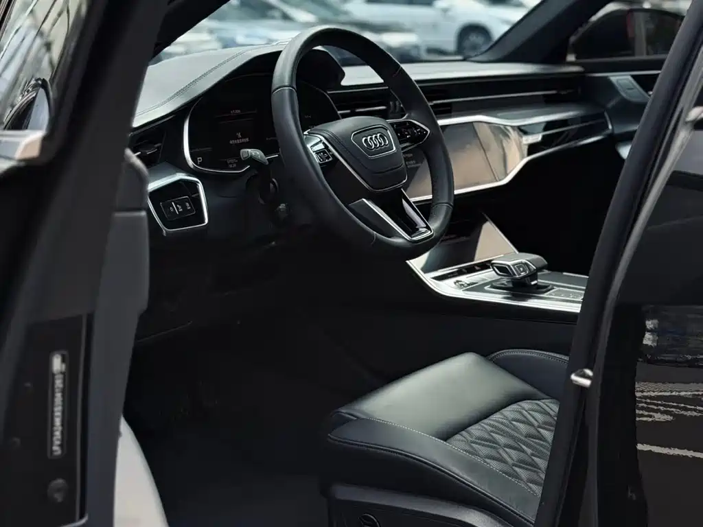 Audi A6L 2025