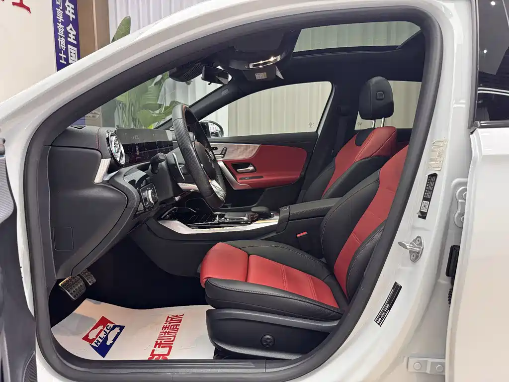 Mercedes-Benz A-Class AMG 2021 — фото 8