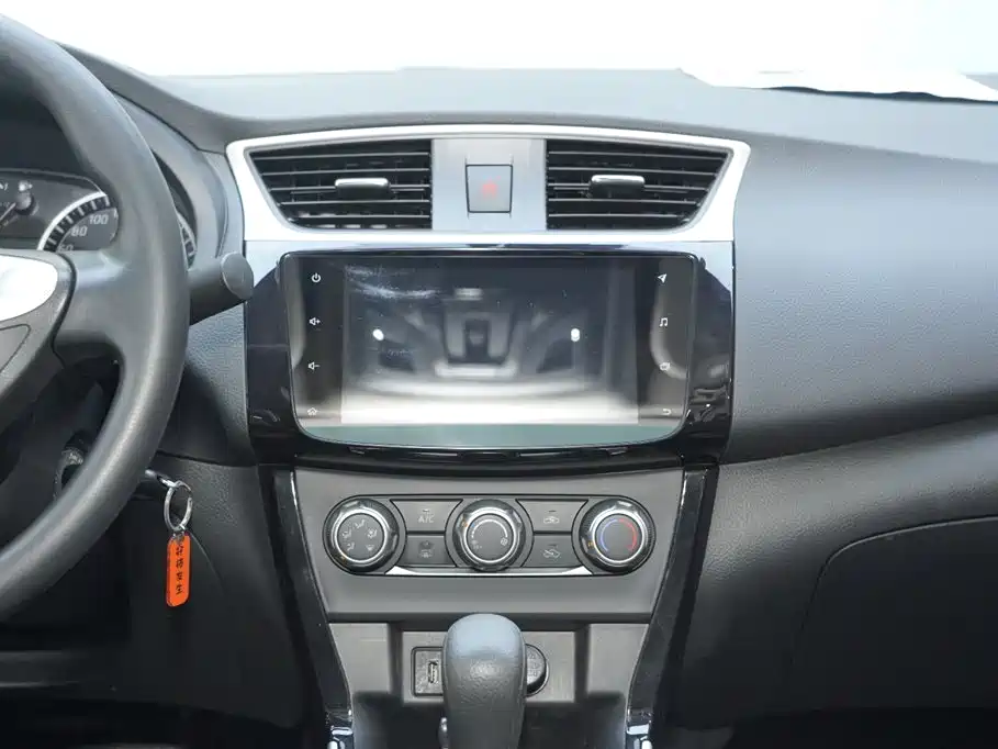 Nissan Sylphy 2023 — фото 11