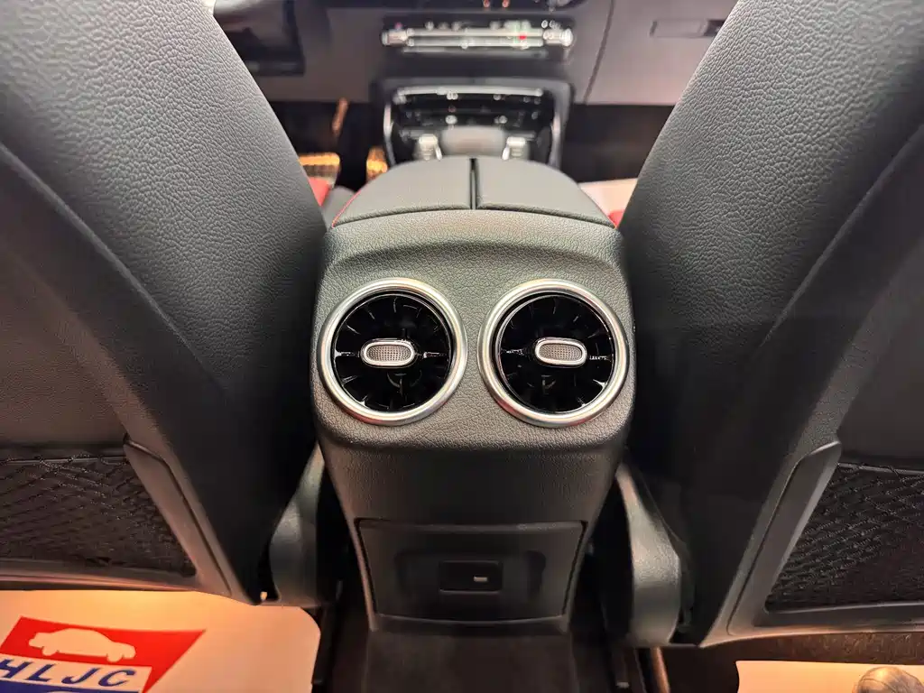 Mercedes-Benz A-Class AMG 2021 — фото 19
