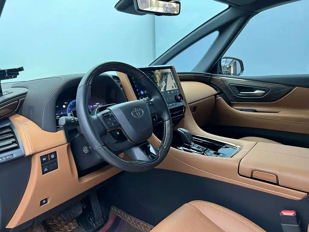 Toyota Alphard 2025 — фото 7