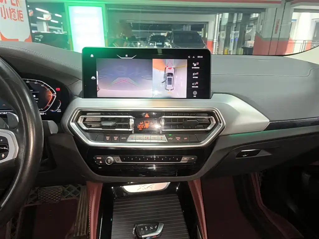 BMW X4 2022 — фото 13